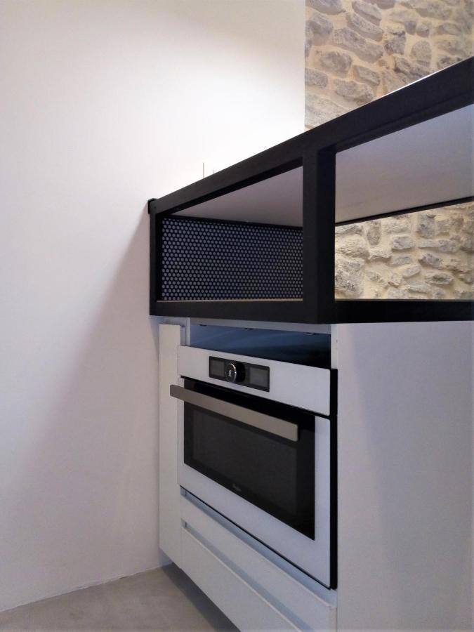 Le Petit Studio - 15 M2 - Centre Ville - Sorgue A 50 M LʼIsle-sur-la-Sorgue Eksteriør billede