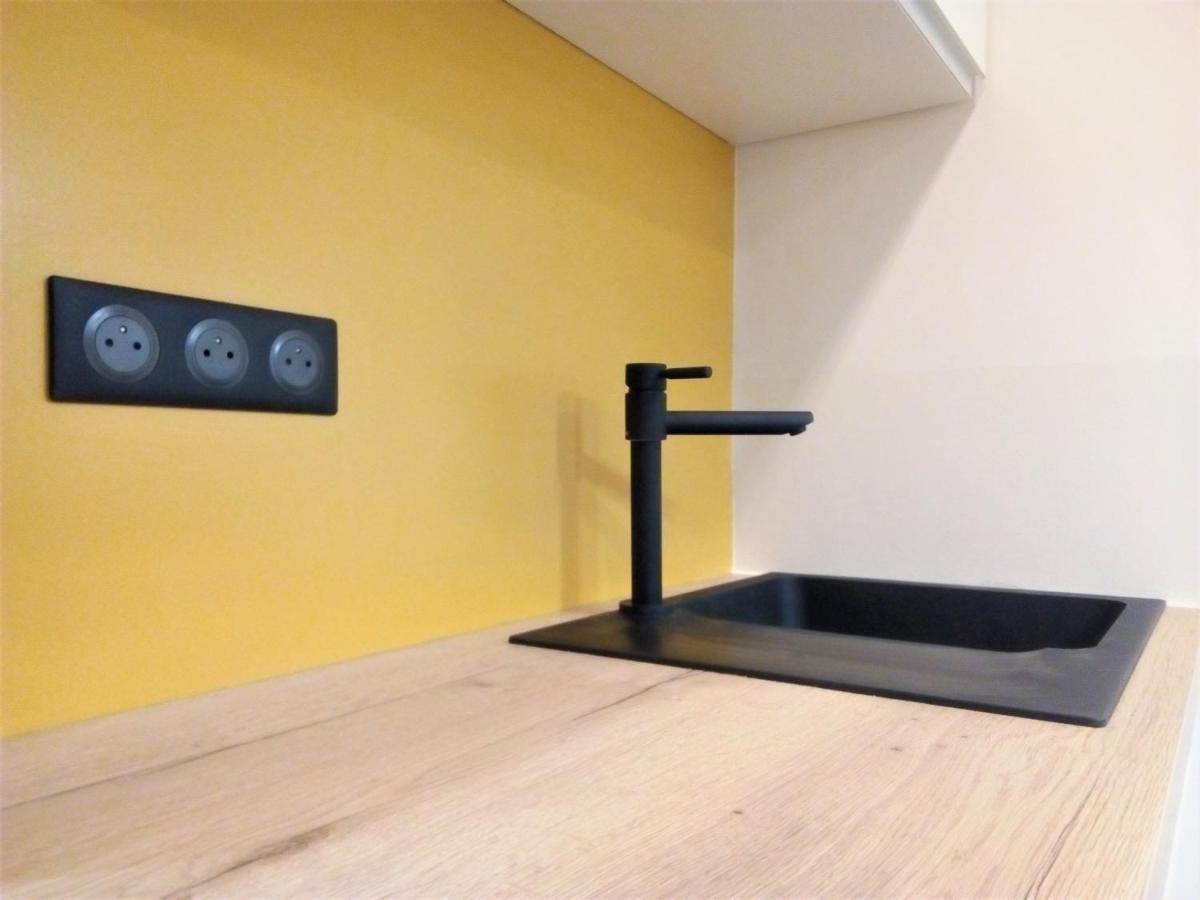 Le Petit Studio - 15 M2 - Centre Ville - Sorgue A 50 M LʼIsle-sur-la-Sorgue Eksteriør billede