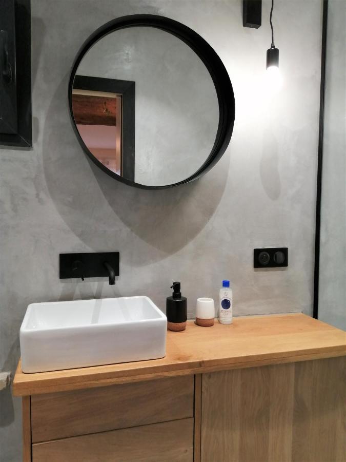 Le Petit Studio - 15 M2 - Centre Ville - Sorgue A 50 M LʼIsle-sur-la-Sorgue Eksteriør billede